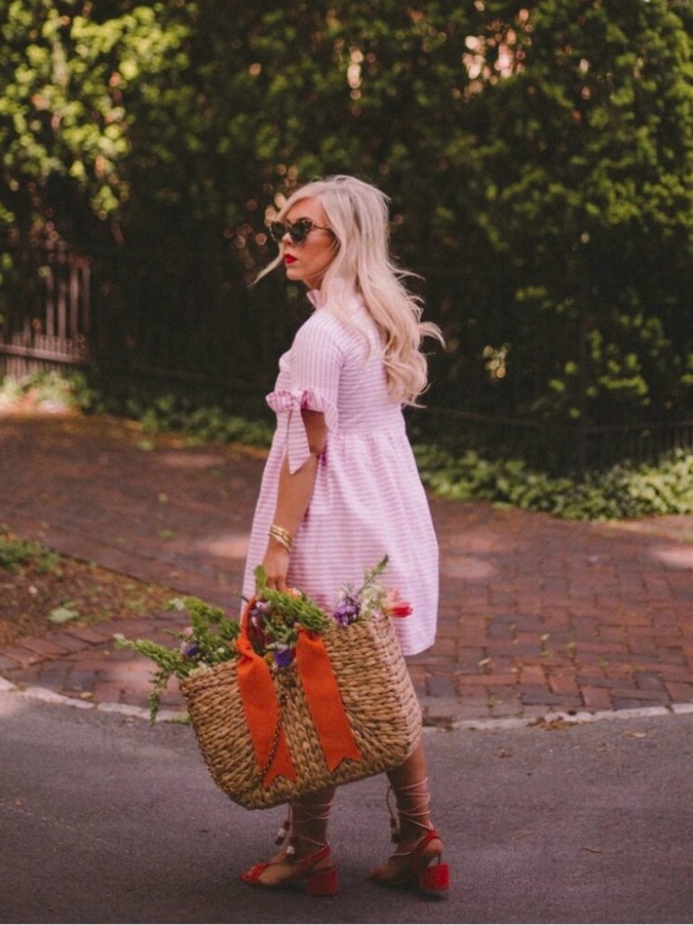 Elizabeth Wilson 100% Cotton Pink Striped Bow-Sleeve Dress - Picture 3 of 9